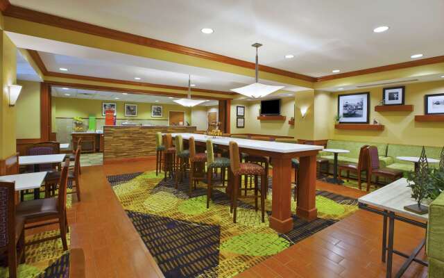 Hampton Inn Commerce Novi