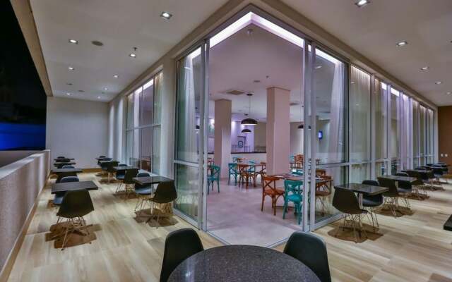 Summit Suites Pindamonhangaba