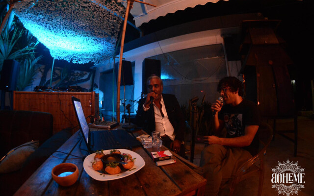 Radio Tulum Hotel