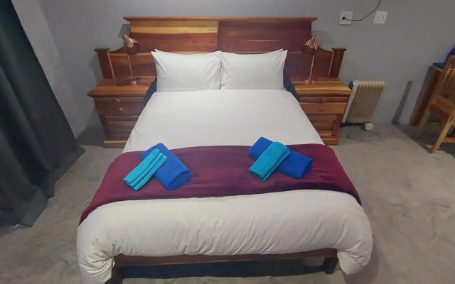 Swartberg Cottages