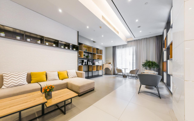 Homeinn Selected Wuxi Zhongshan Road Sanyang Square Metro Station
