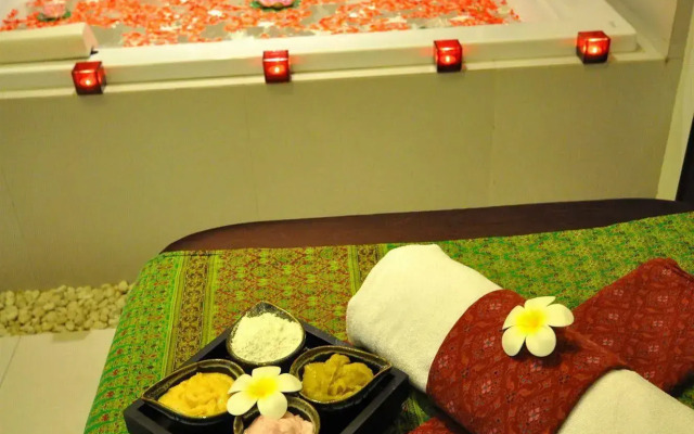 Siam Society Hotel & Resort