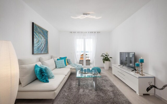 Amazing Home in Dramalj With Wifi and 3 Bedrooms