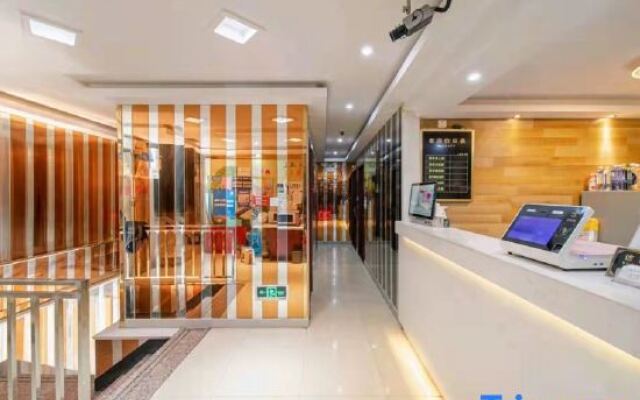 Gangqing Business Hotel