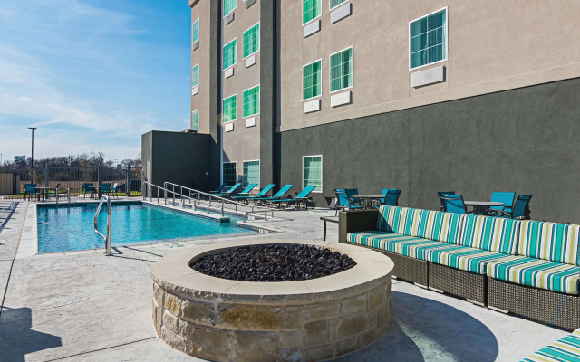 La Quinta Inn & Suites by Wyndham Dallas - Wylie