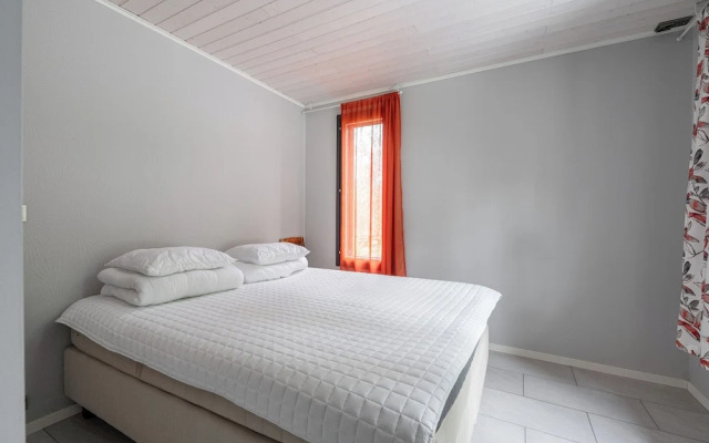 Peaceful 2BR Getaway Cabin at Riihivuori