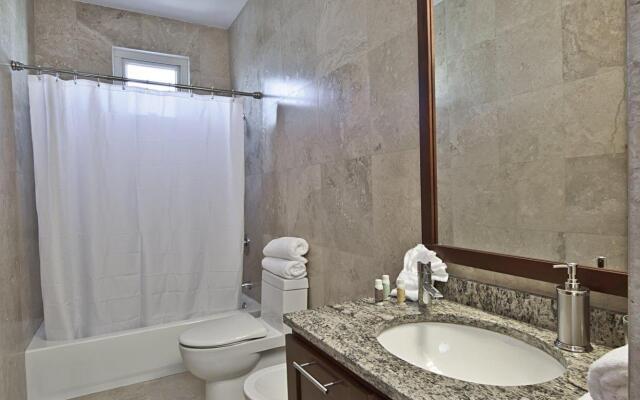Ciqala Suites Hotel