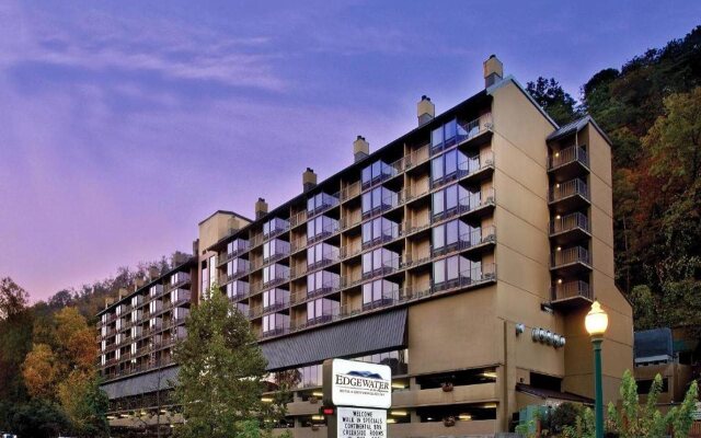 Edgewater Hotel - Gatlinburg