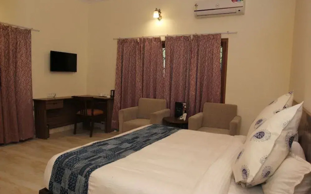 OYO 8472 Gomti Nagar