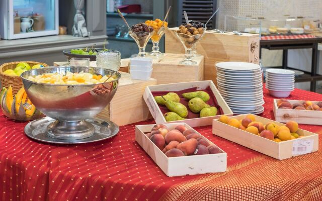 Hôtel & Spa du Domaine des Thômeaux, The Originals Relais