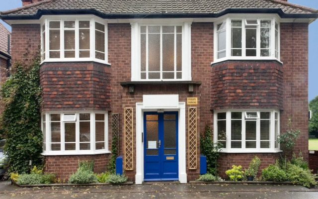 Poplar House Serviced Apartments