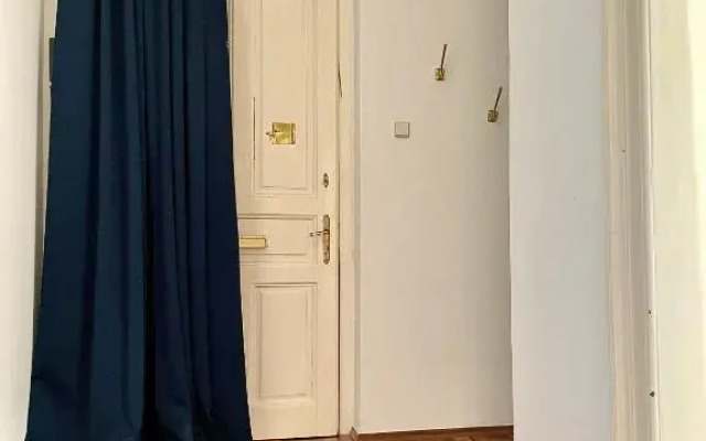 Downtown Chic Apartment Graz - Top 8 self check-in