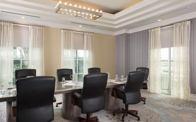 DoubleTree by Hilton Hotel Dallas – Love Field