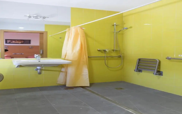 Albergue Inturjoven Constantina - Hostel