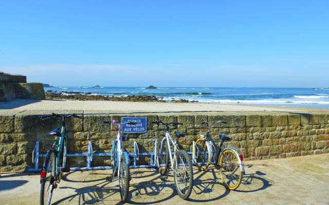 Holiday Home in Carnac Near Sandy Beach