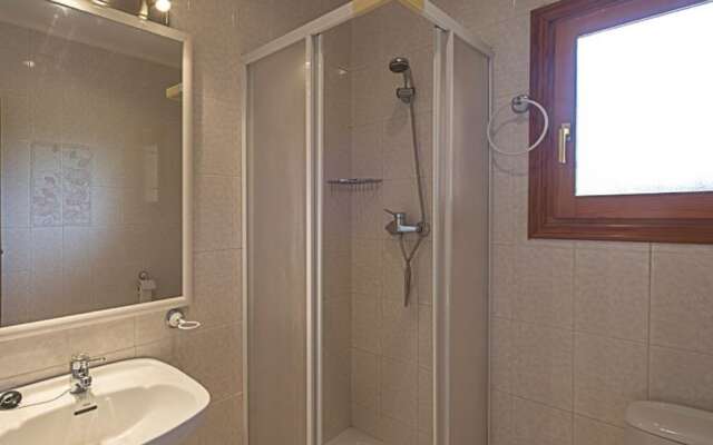 Villa - 3 Bedrooms with Pool - 106419