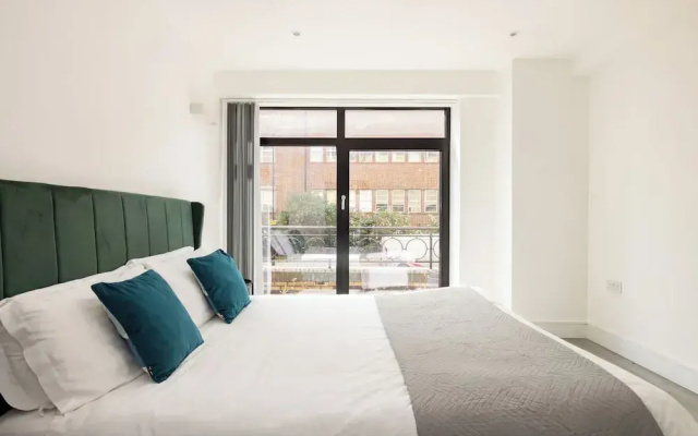 Charles Hope Apartments Brentford