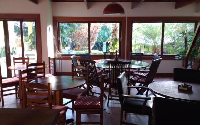 3 Palmeiras Guest Lounge