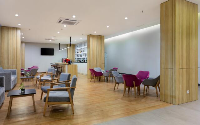 favehotel Karawang