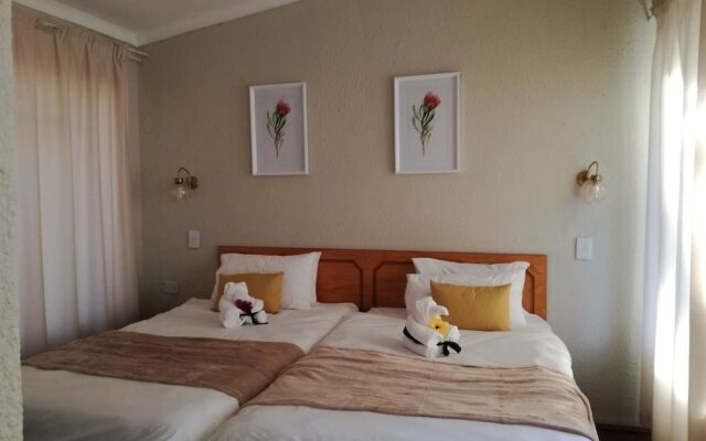 Ananda Lodge