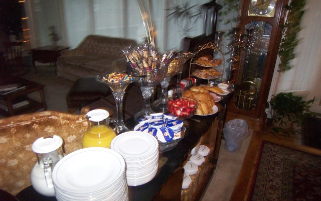 Deal's Bed & Breakfast Inn