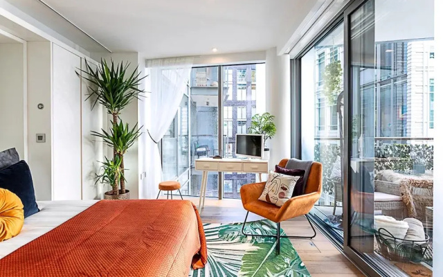 Idyllic Covent Garden Flat