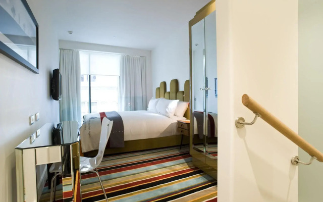 Hotel DeBrett