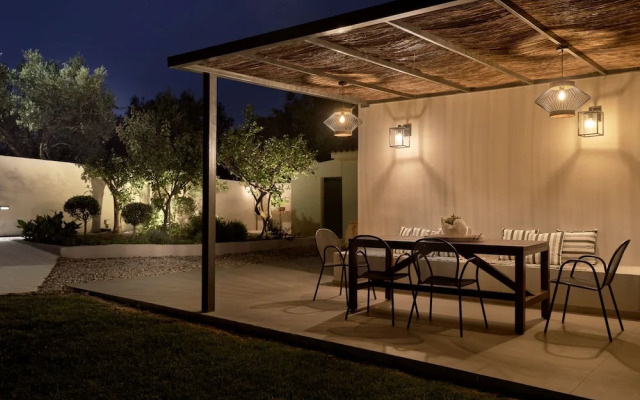 Drallos Luxury Villa