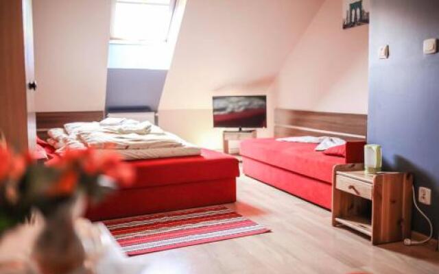 Aparthotel "DZIEWIĘTNASTKA"