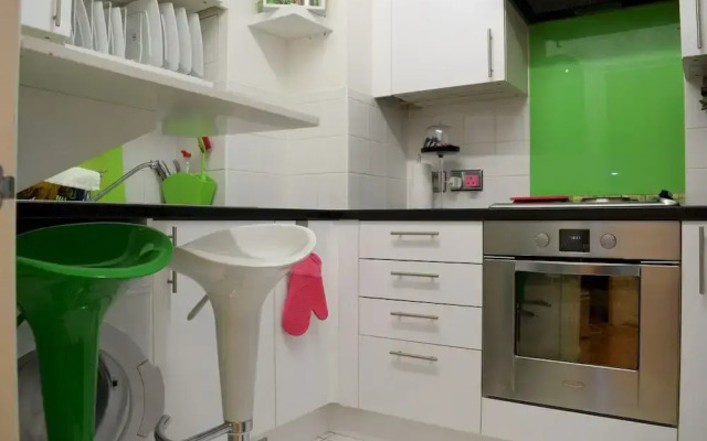 1 Bedroom Apartment in Vauxhall With a Balcony