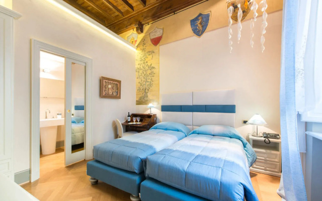 N.15 Santori Luxury Home