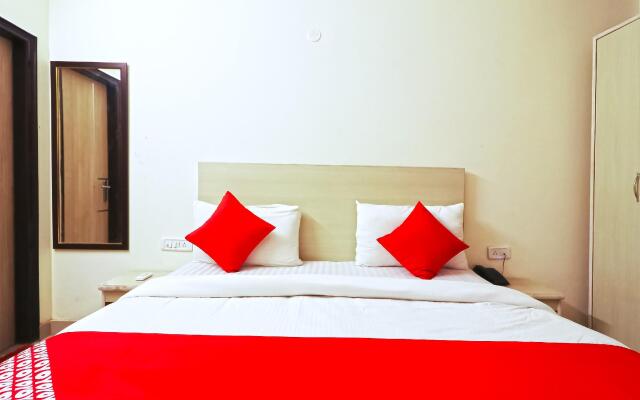 Admiral Suites by OYO Rooms