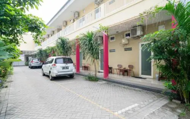 RedDoorz near Suncity Mall Sidoarjo