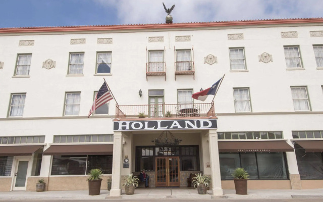 The Holland Hotel