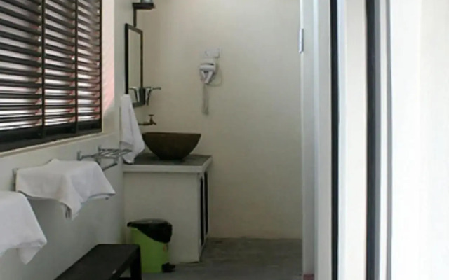 Red Inn Court - Hostel