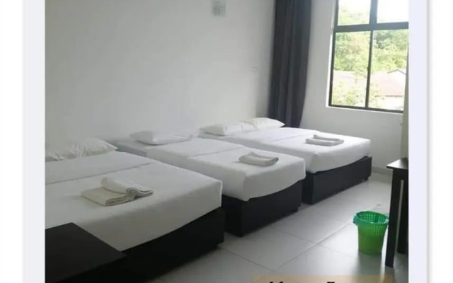 Riverside Palm Inn Sg Lembing