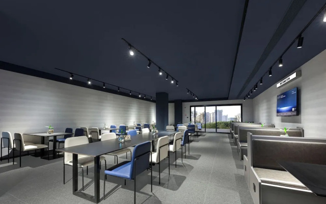 Pudong Airport  Light Residence Hotel