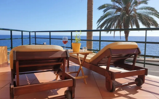 Atlantic View Apartment by our Madeira