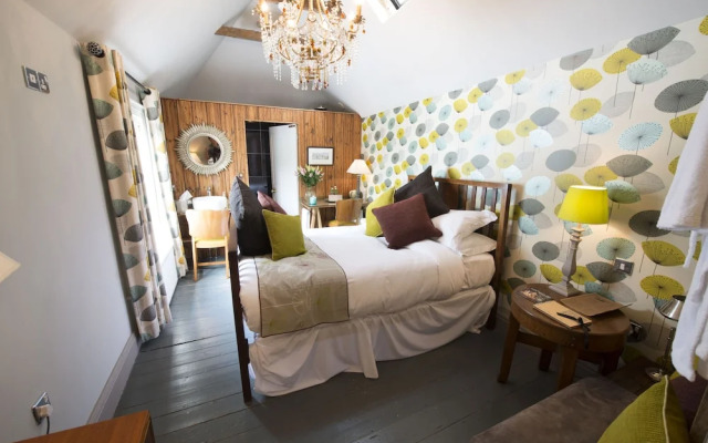 The Five Bells Inn