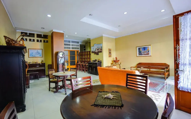 Bastiana Residence by OYO Rooms