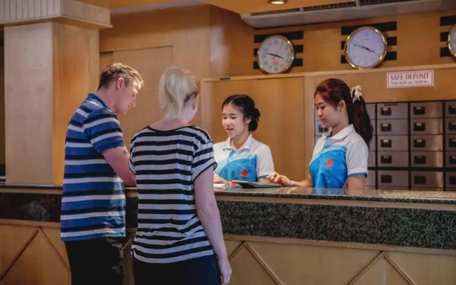 Eastiny Bella Vista Hotel & Residence