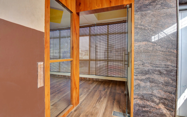 Collection O Daivik Sunset Suites