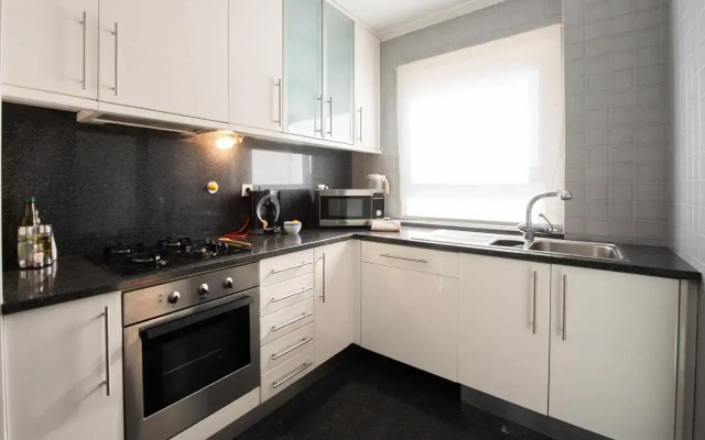 Apartament em condominio com Piscina