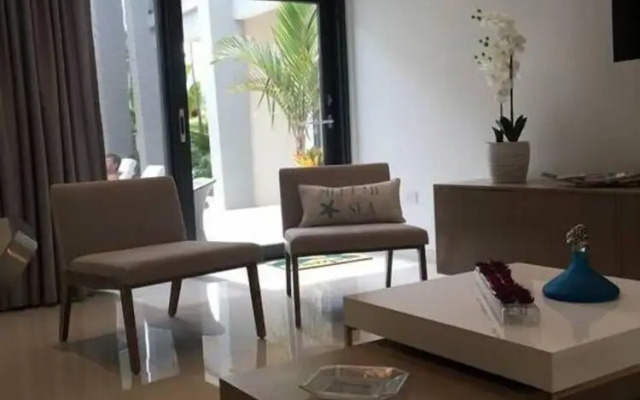 Waykiri Unit A-04, Luxurious New Apartment