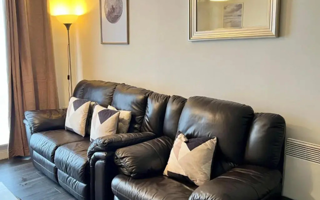 Radiant2 bedroom apartment in the heart of Harlow town