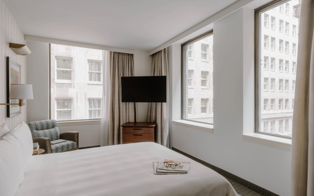 Club Quarters Hotel, Central Loop, Chicago
