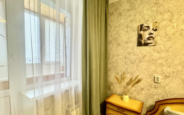 Апартаменты на проспекте Врача Сурова 24