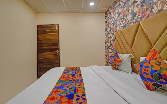 Fabhotel Silver Key I