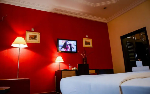 Planet One Hotel & Wellness
