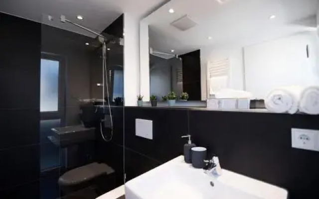 Mood contemporary living